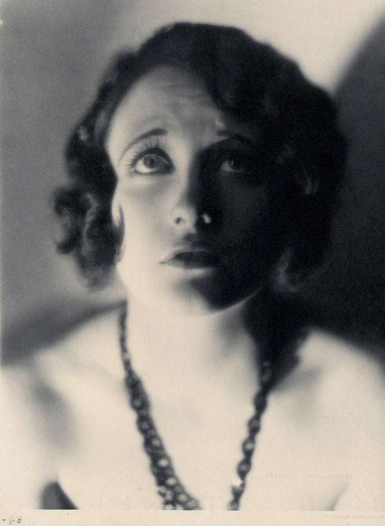 1925 publicity shot by Clarence Sinclair Bull.