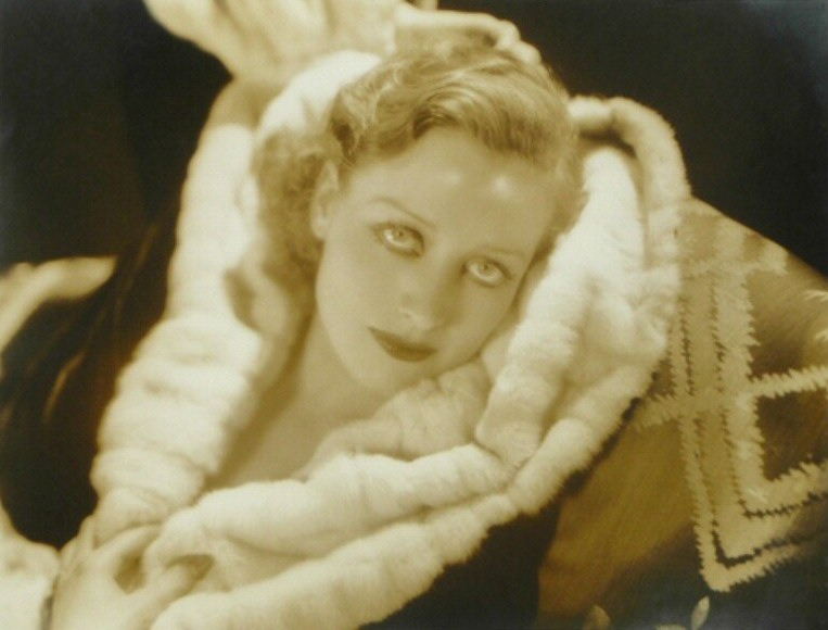 1930 publicity by Hurrell.