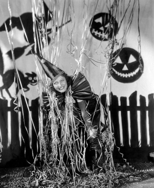 1930. Halloween publicity.