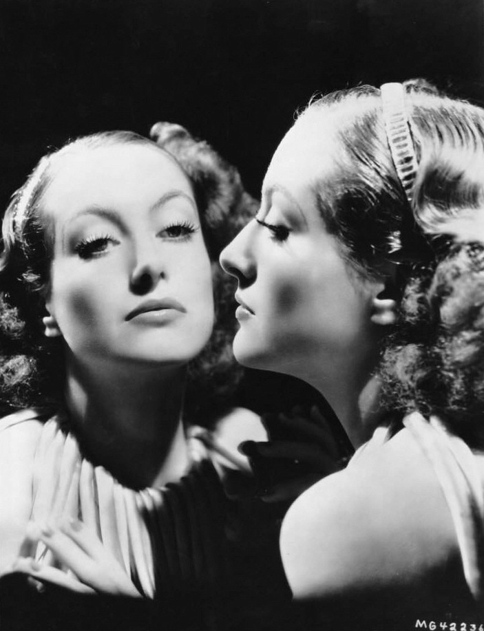 1934 publicity shot by Hurrell.