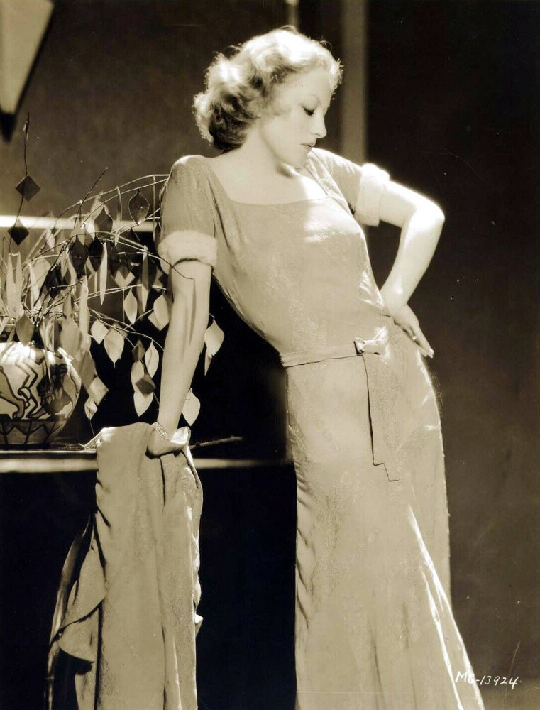 1931 publicity by Hurrell.