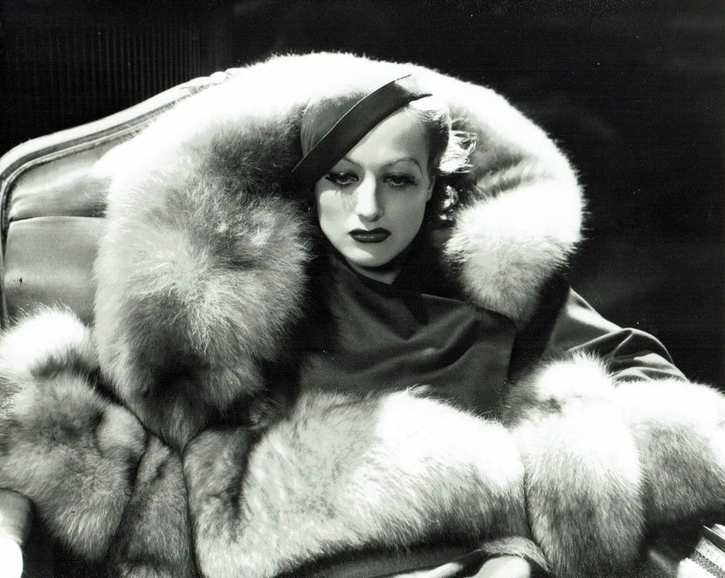 1932. 'Letty Lynton' publicity by Hurrell.