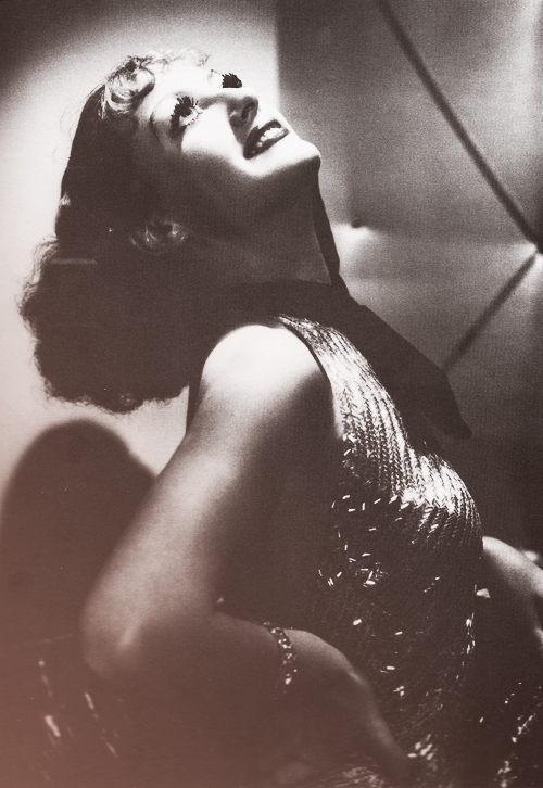 1933 publicity shot by Hurrell.