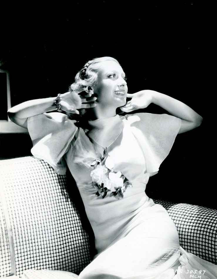 1933 publicity by Hurrell.