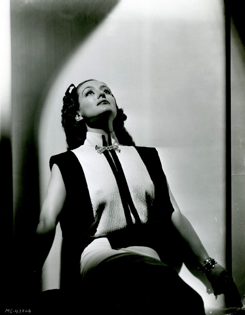 1934. Publicity for 'Forsaking All Others.' Shot by Hurrell.