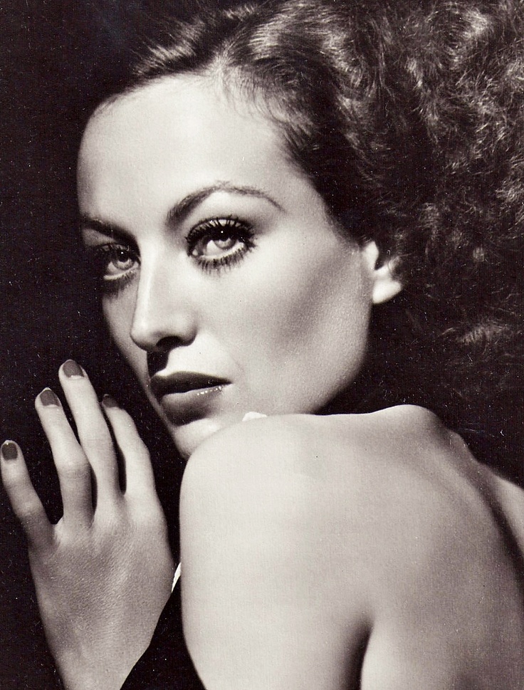 1934 publicity shot by Hurrell.