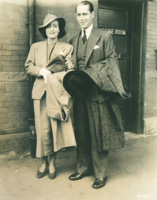 1935. With husband Franchot Tone.