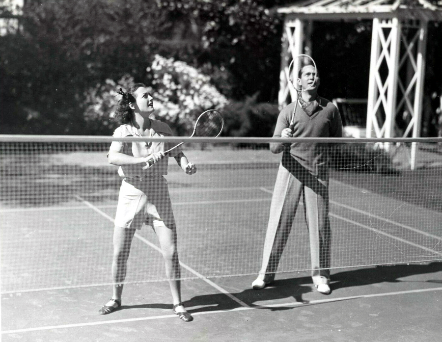 February 1936. At home with husband Franchot Tone. (Shot by Bud Graybill.)