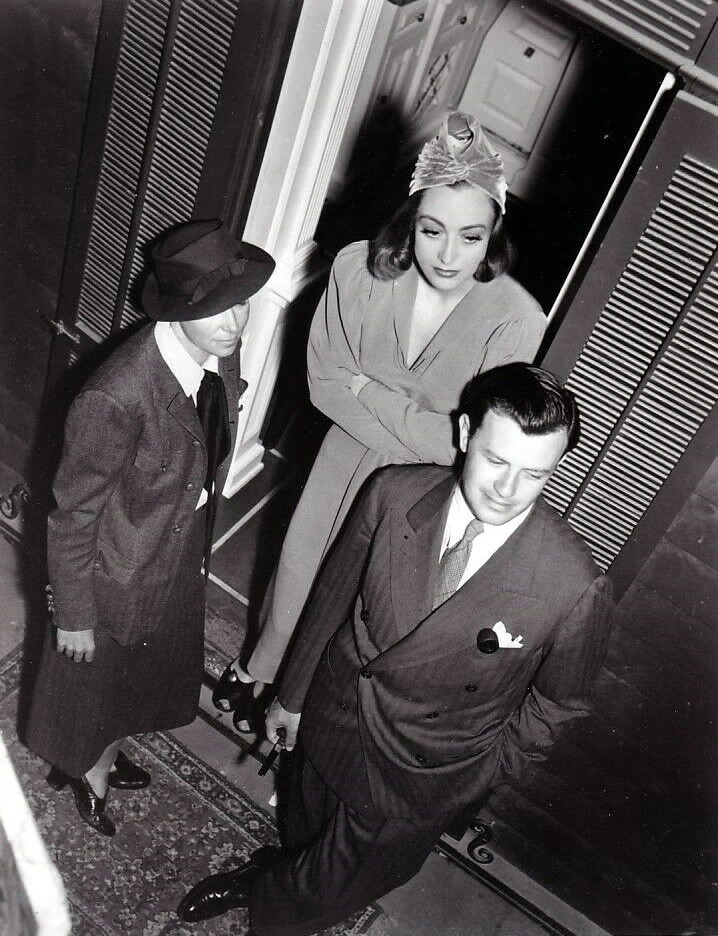 1937. On the set of 'Bride Wore Red' with director Arzner and producer Mankiewicz.