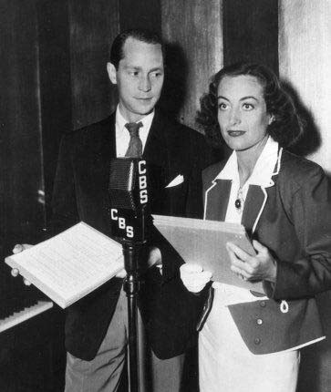 1936. With husband Franchot Tone.