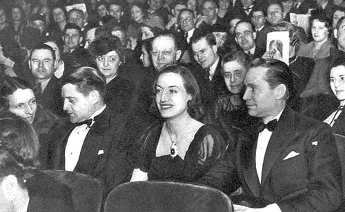 Feb. 1938. Joan and Franchot attend 'The Women' in NYC.