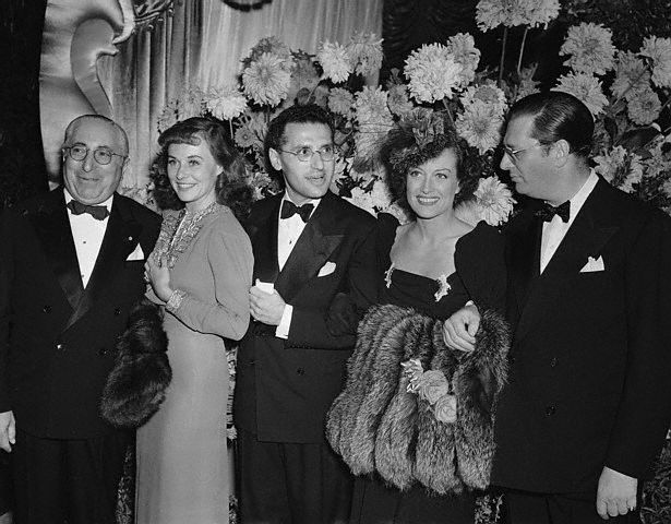 Sept. '39 premiere of 'The Women.' Mayer, Goddard, Cukor, Joan, Hunt Stromberg.