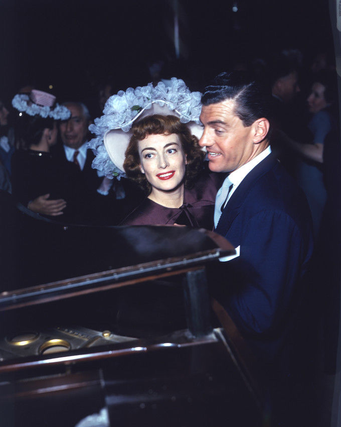A 1948 candid with boyfriend Greg Bautzer.