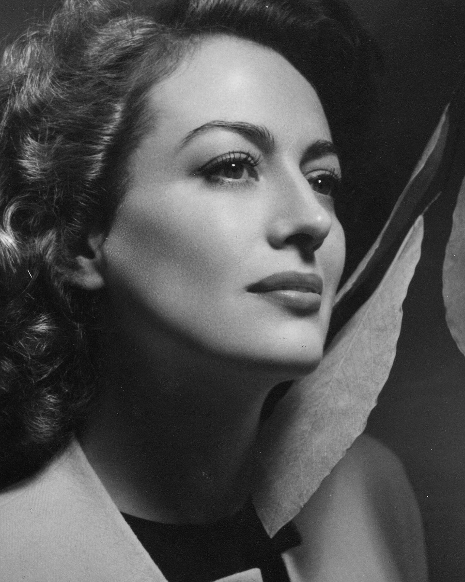 1941 publicity by Hurrell.