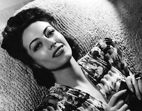 1941 publicity shot by Hurrell.