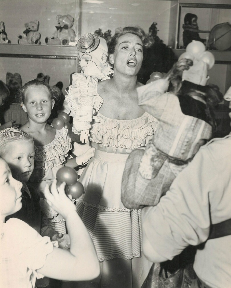 December 1947 at a Beverly Hills toy store opening.