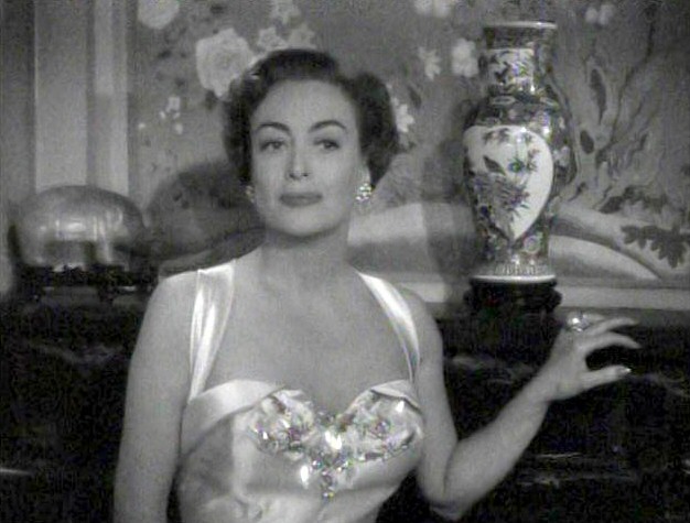 1950. 'Harriet Craig' screen shot.