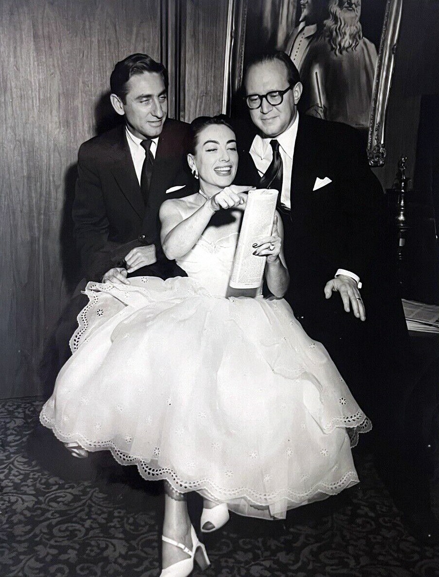 Circa 1952. At NYC's Bruno's Pen and Pencil, with director David MIller and producer Joseph Kaufman. Photo shot by Kas Heppner.