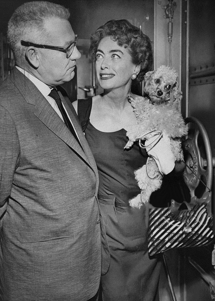 1956. On the Commodore Vanderbilt train at Grand Central Station with husband Al Steele.