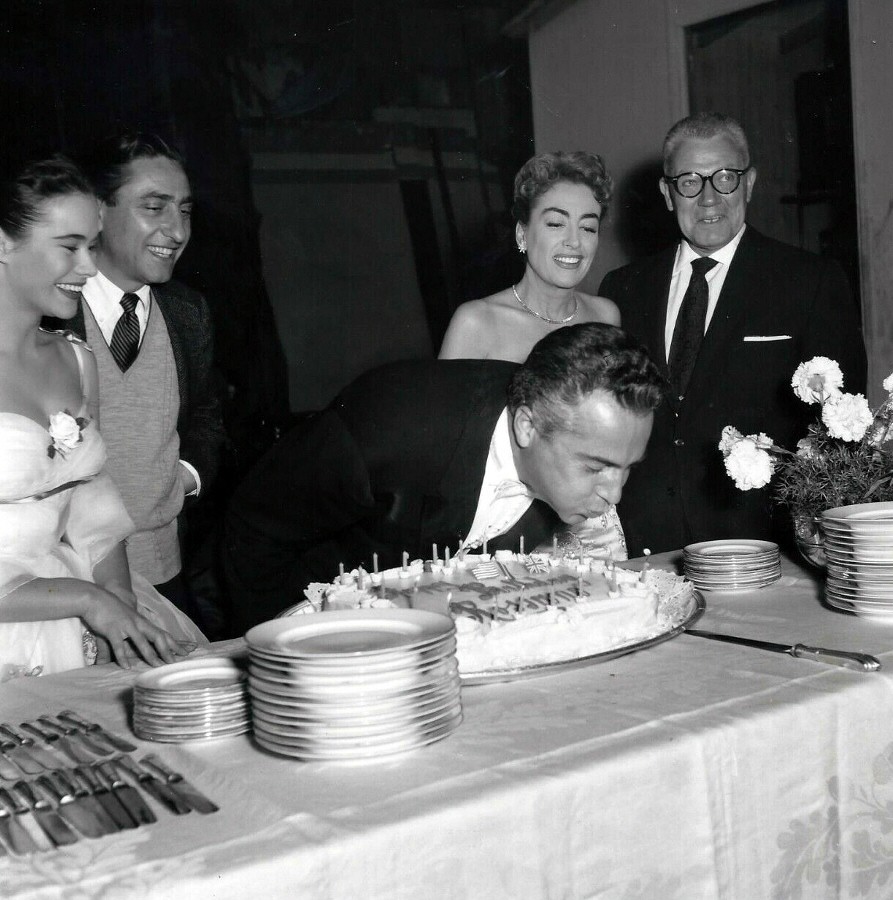 1957. On the set of 'Esther Costello' with Heather Sears, David Miller, Rossano Brazzi, and Al Steele.