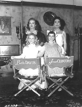1962. On the 'Baby Jane' set with girls who played Jane and Blanche.