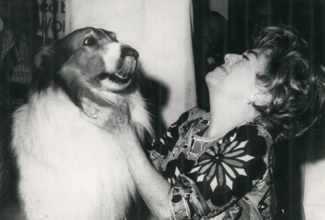 1/14/71. Joan and Lassie at Toots Shor's in NYC. (Thanks to James Bruce.)