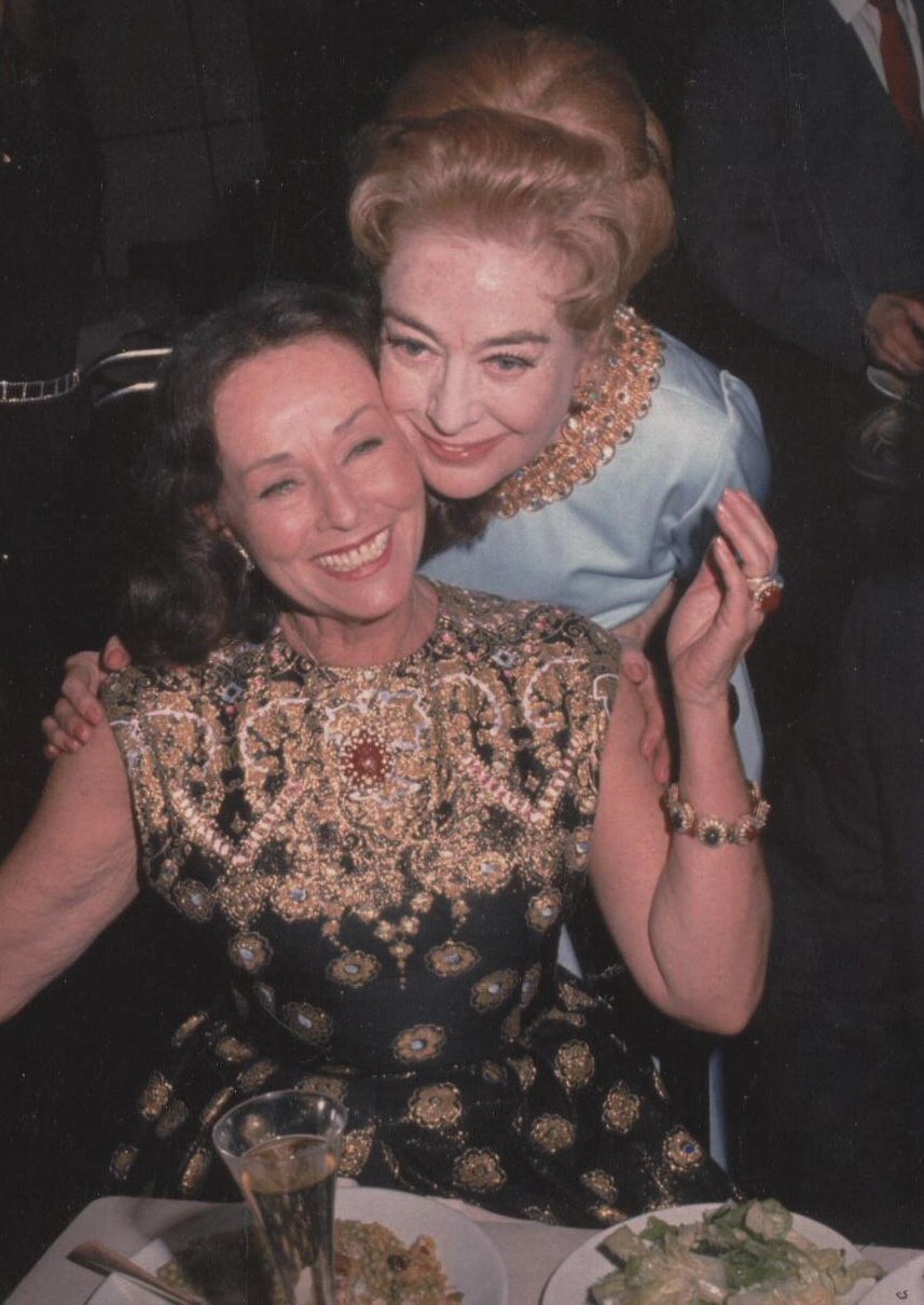 1971. Police Athletic League benefit. With Paulette Goddard. (Thanks to James Bruce for this photo.)
