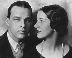 Lunt and Fontanne shot by Nickolas Muray in New York City.