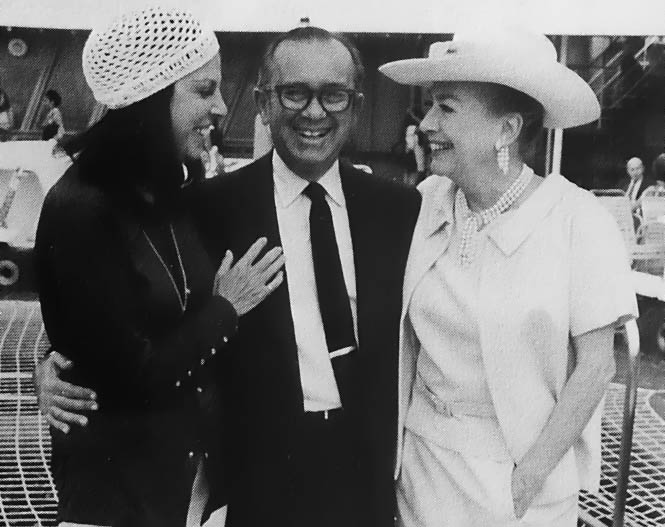 1971, with author Jacqueline Susann and Leo Jaffe.