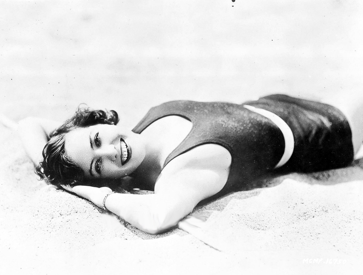 8/22/29. On Catalina Beach, shot by Nickolas Muray.