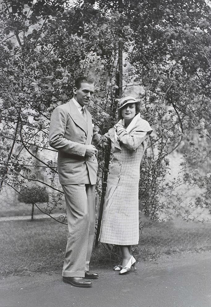 1932. In Chantilly, France, with husband Doug Fairbanks, Jr.