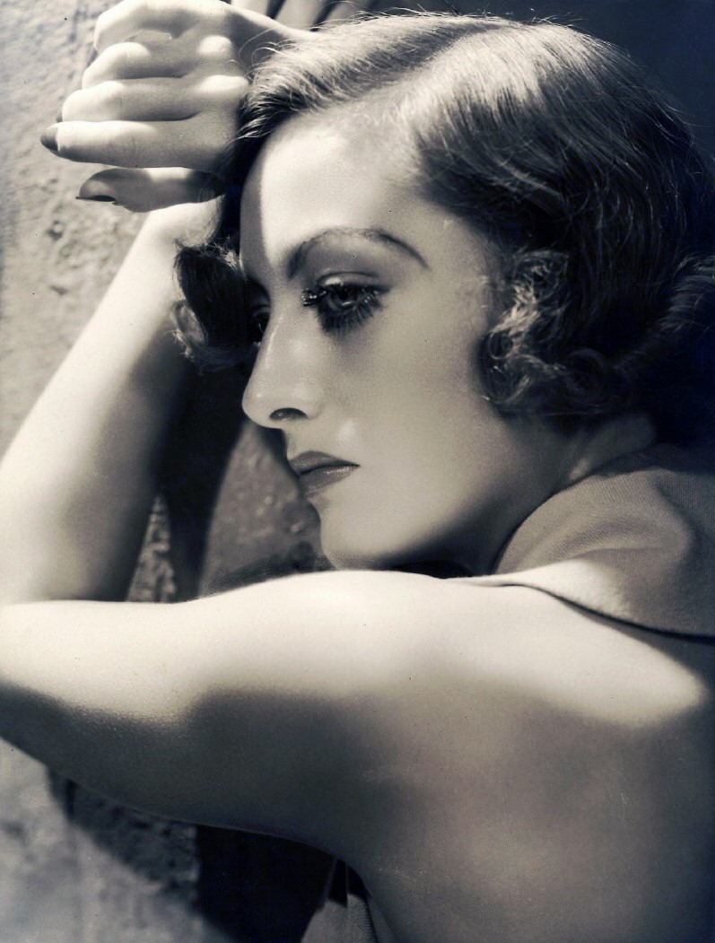 Joan Crawford Images: 1932