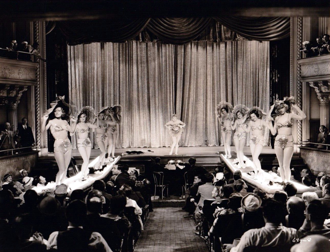 1933. 'Dancing Lady' film still. (Joan at left, front.)