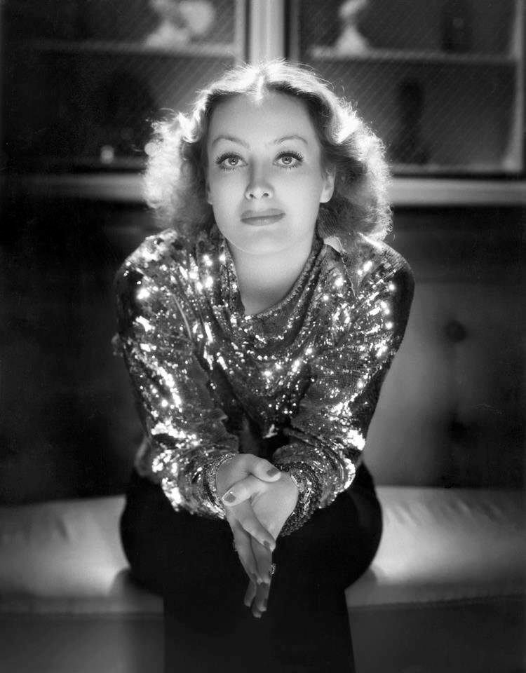 Joan Crawford Images: 1935