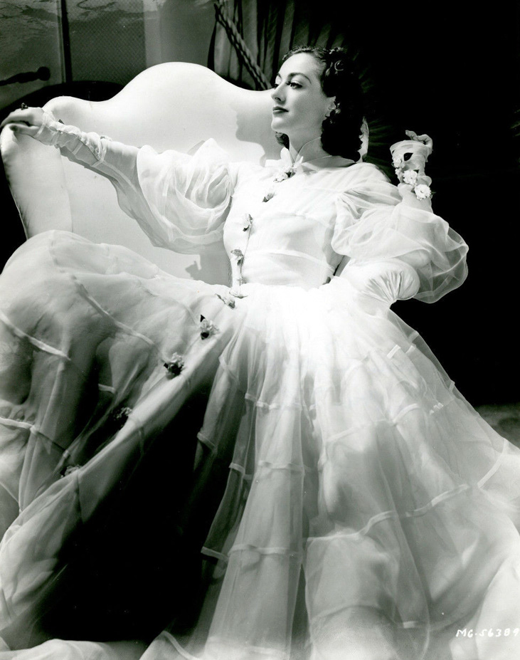 Joan Crawford Images: 1936