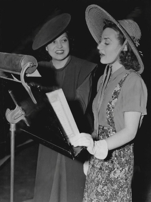 1938. With Rosa Ponselle practicing 'Barcarolle' from 'Tales of Hoffmann.'