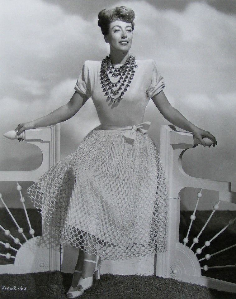 Joan Crawford Images: 1946