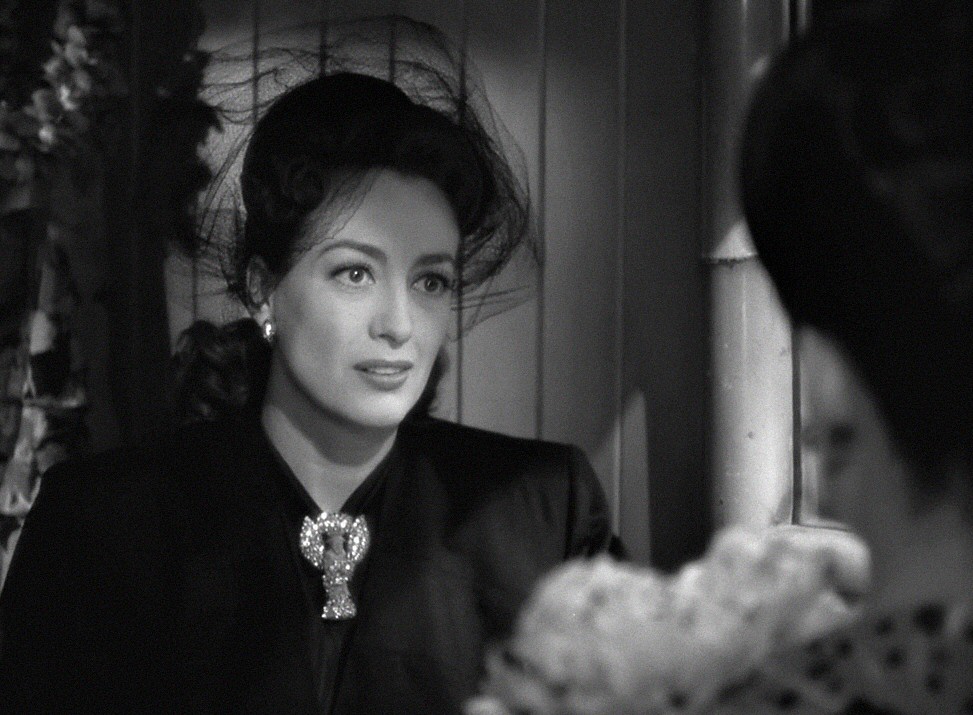 1945. 'Mildred Pierce' screen shot.