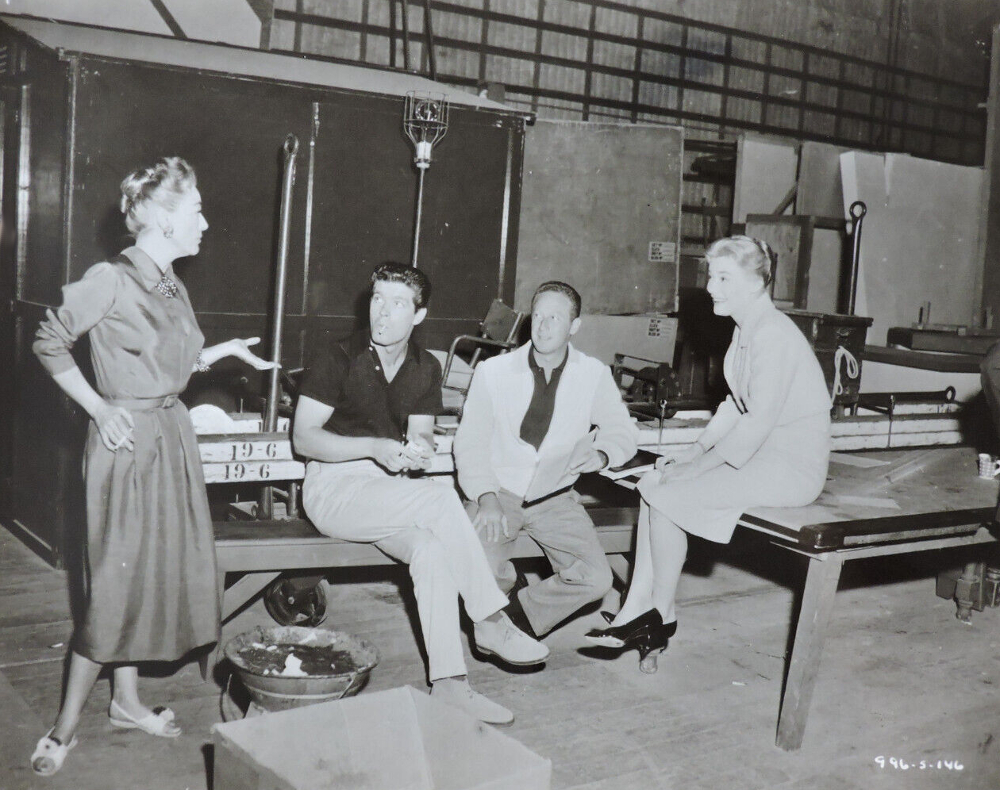 On the set of 'Best of Everything' with Stephen Boyd and Hope Lange.