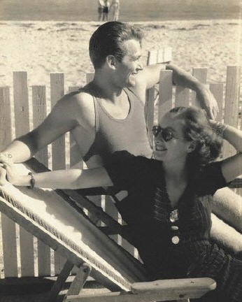 1932 with husband Douglas Fairbanks, Jr., for 'Vanity Fair.'