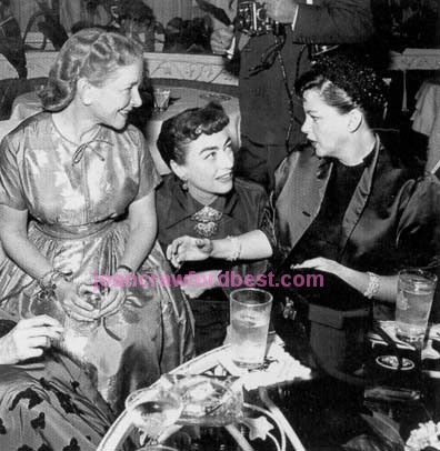 1954. Helen Hayes, Joan, Judy Garland.